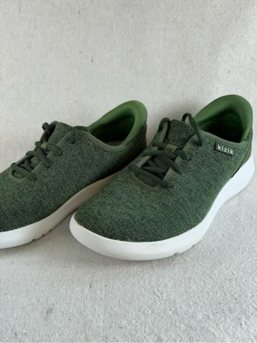 Kizik Women’s 8 Green 'Madrid Eco Knit' Sneaker